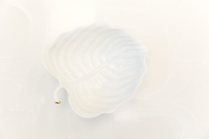 Delicate Leaf Ceramic Bowl